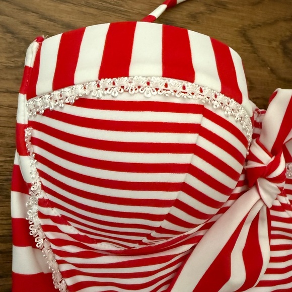 NWT - Belsira Neck-holder Candy Striped Vintage Style Swimsuit (RED) - Picture 5 of 12